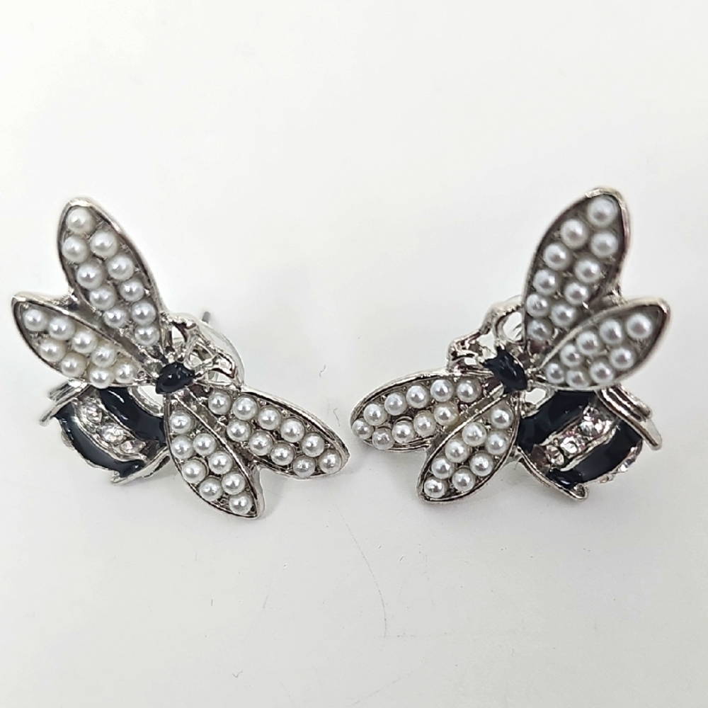 nOir Bee Earrings Faux Pearl‎ & Crystal Stud Earrings
